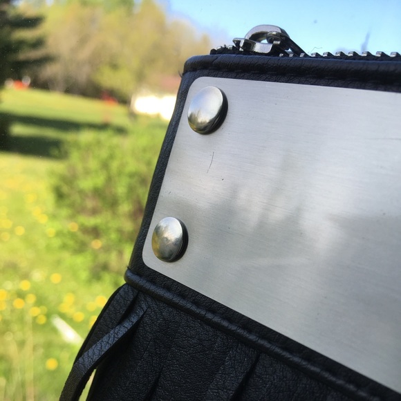 Black fringe clutch - Picture 5 of 5